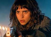 Người mẹ bảo vệ con gái Adria Arjona chống lại siêu chiến binh biến đổi gene trong Onslaught của Adam Wingard