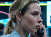 Rebecca Ferguson lập tức lao ngay vào dự án khi Kathryn Bigelow đề nghị cô vai diễn người mẹ đi làm trong Ngôi nhà thuốc nổ